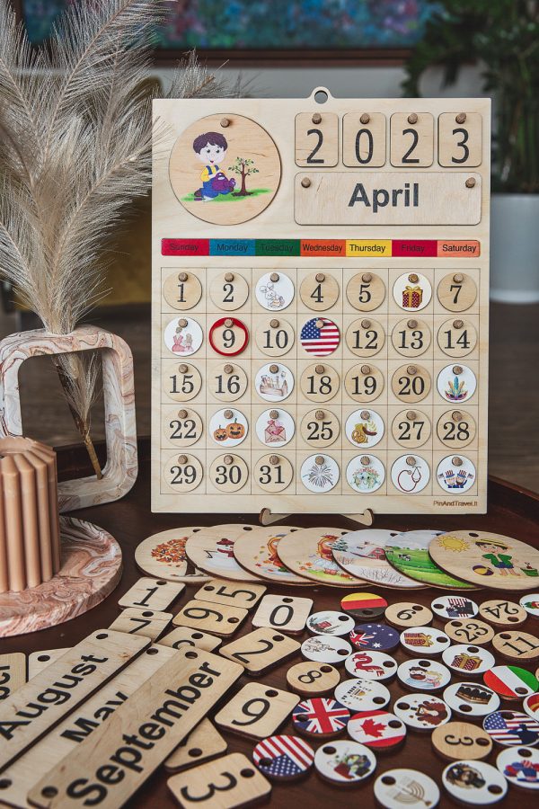 Vaikų Mokymosi Kalendorius su Dienų ir Mėnesių Kortelėmis